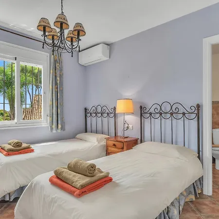 Arin - Beachside Family By Finest * Estepona