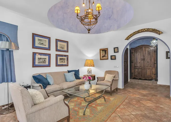 Villa Arin - Beachside Family By Finest