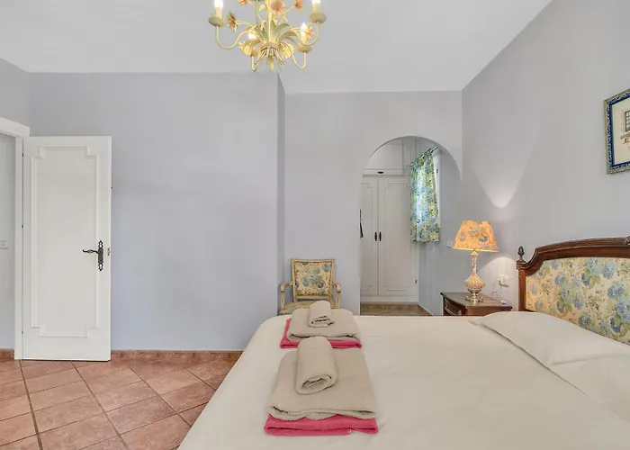 Arin - Beachside Family By Finest Villa Estepona