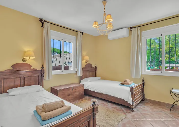 Villa Arin - Beachside Family By Finest Estepona