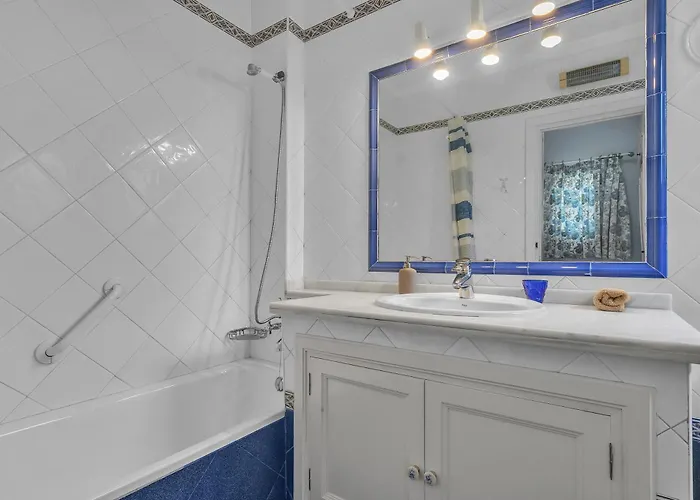 Villa Arin - Beachside Family By Finest Estepona